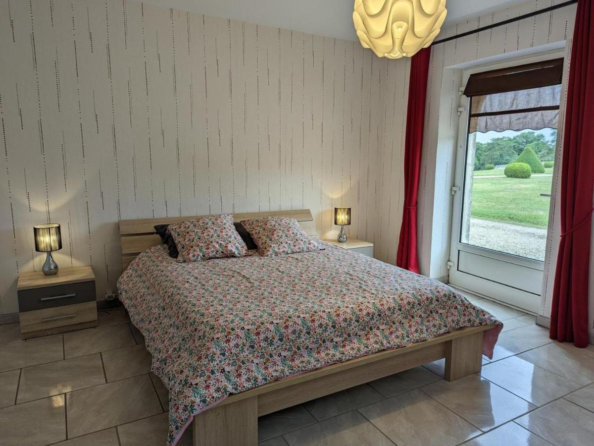 Gite Charmant Au Coeur D'Un Chateau Historique Avec Parc, Proche De Cognac, Ideal Famille Et Nature - Fr-1-653-167 Cherves-de-Cognac Luaran gambar